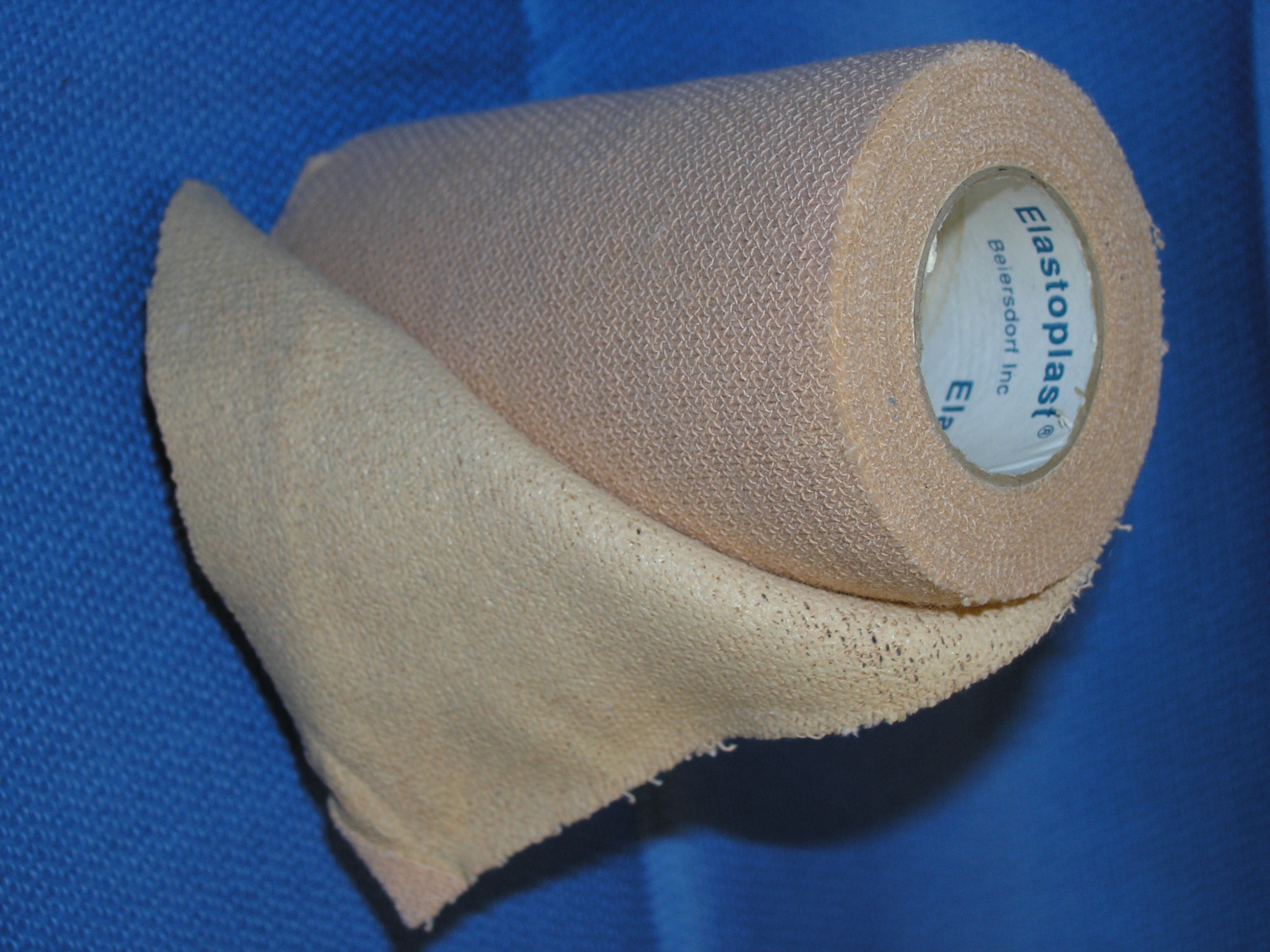 Quia Sponges and Dressings